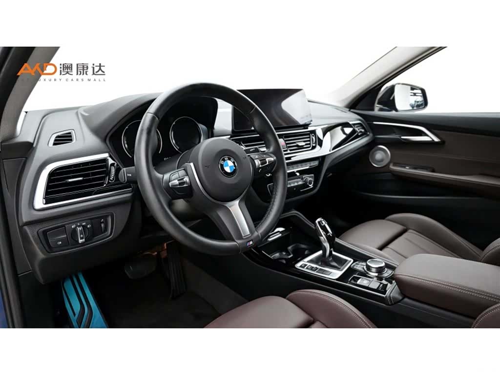 BMW 125i 2.0T 23 M, 2023 6