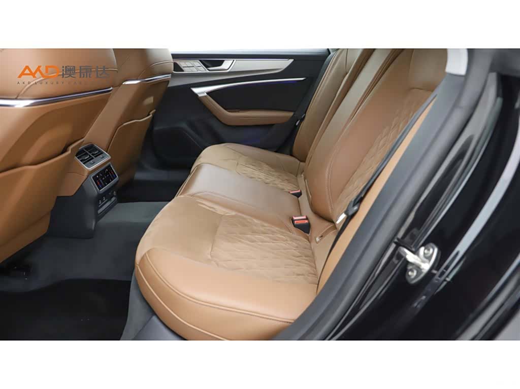 Audi A7L, 2025 7