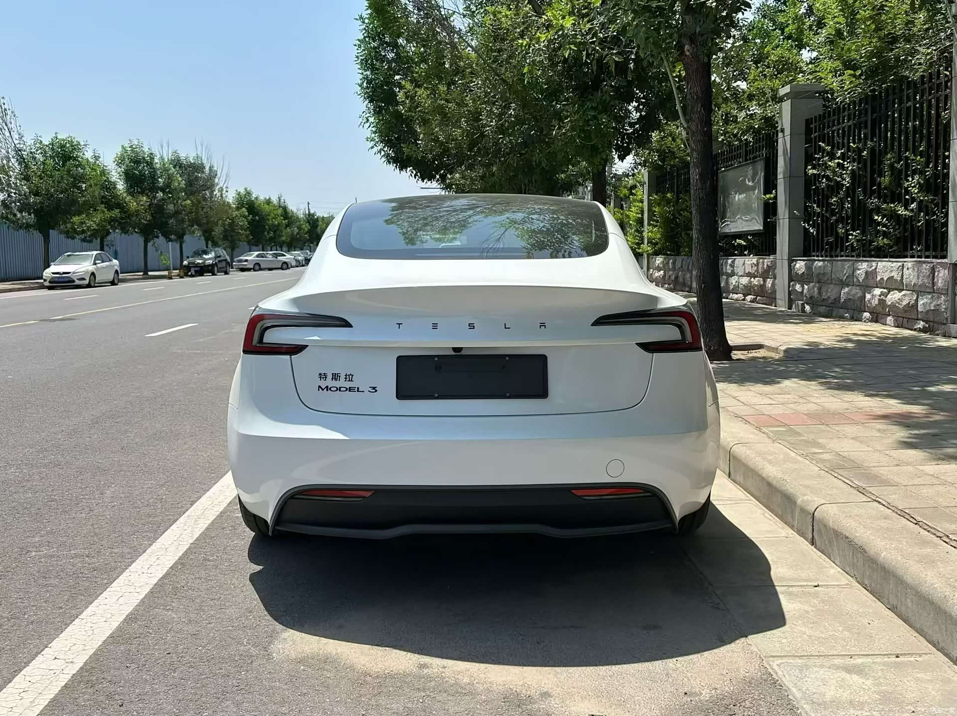 Tesla Model 3, 2026 7