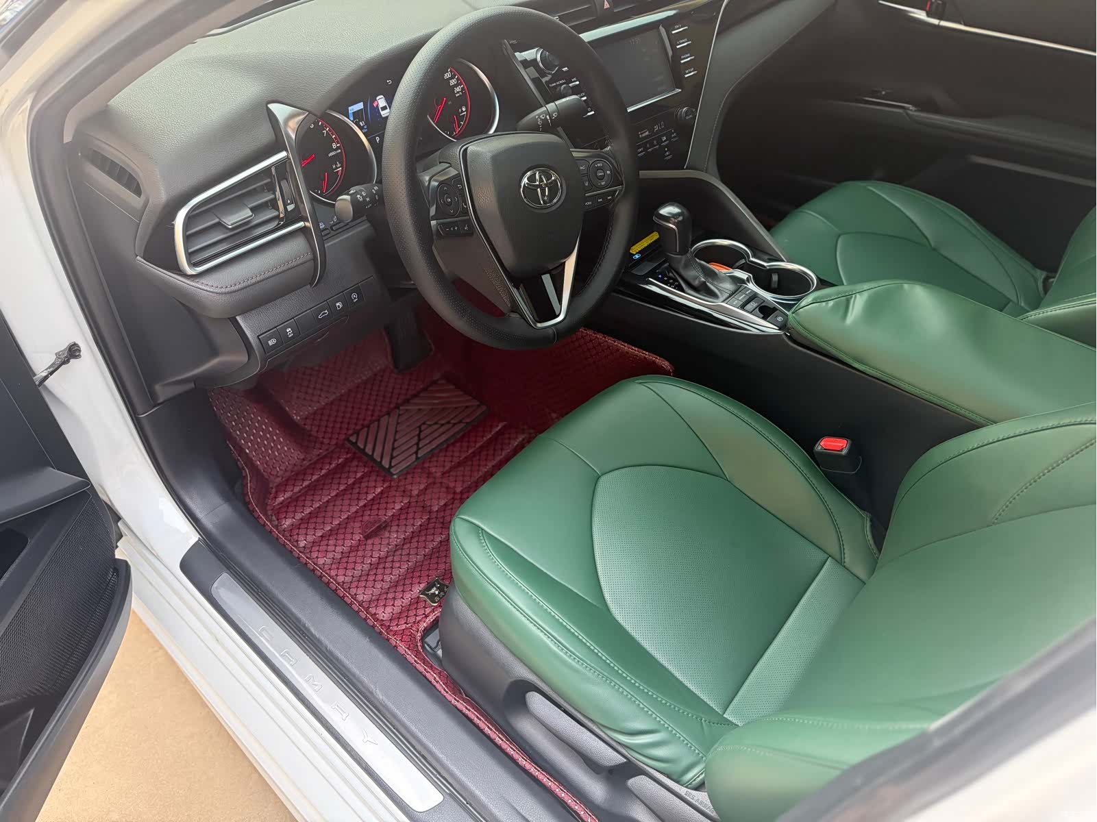 Toyota Camry, 2019 4