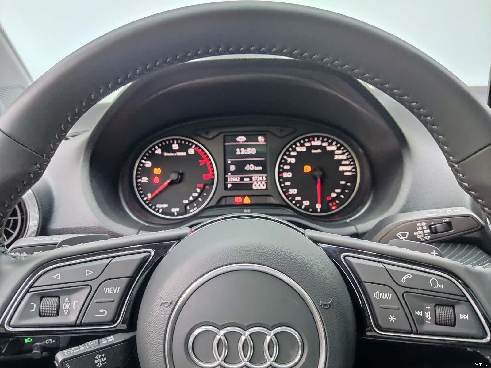 Audi Q2L, 2021 11