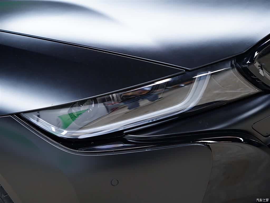 BMW i8, 2017 18