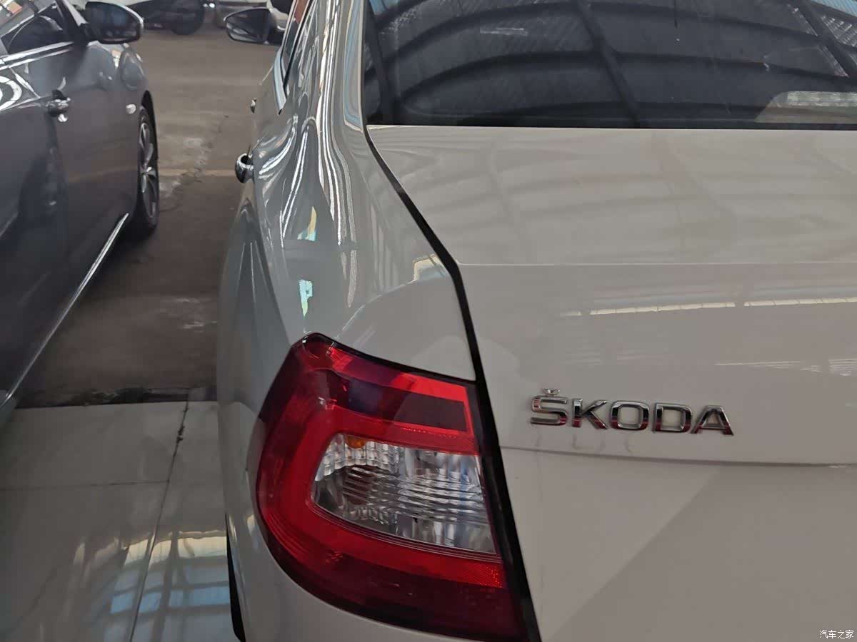 Skoda Rapid, 2016 14