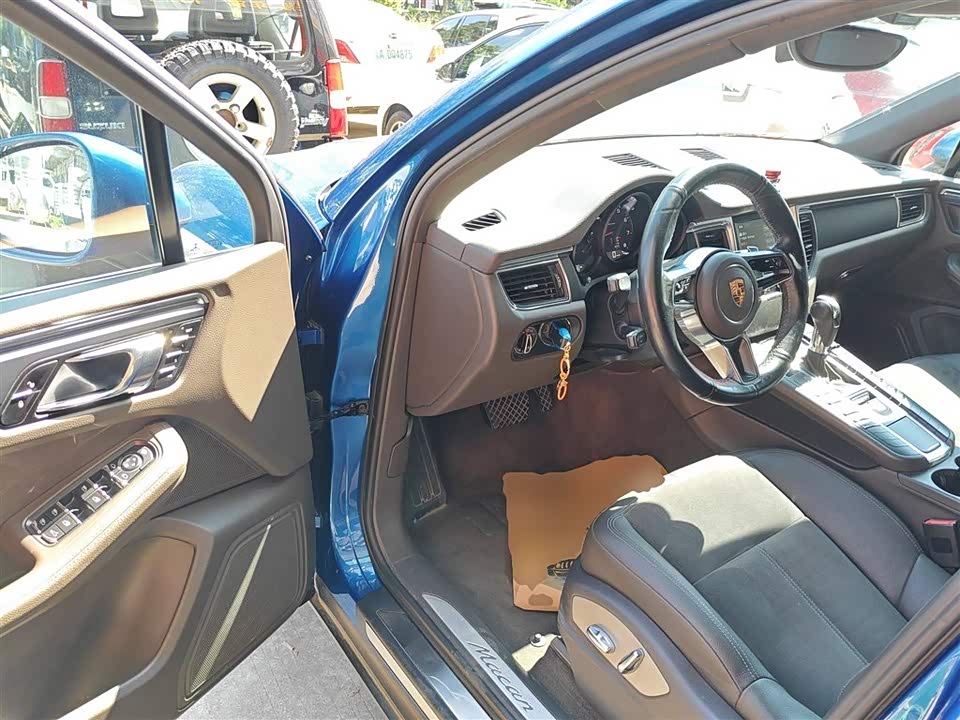 Porsche Macan Porsche Macan