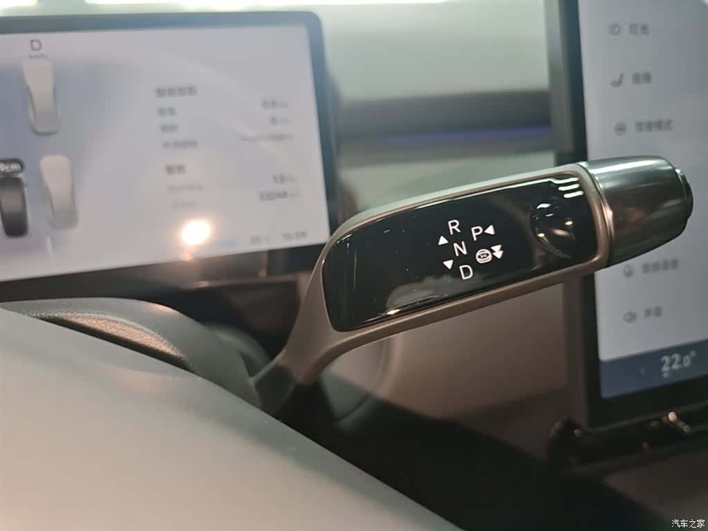 Xpeng P7, 2024 14