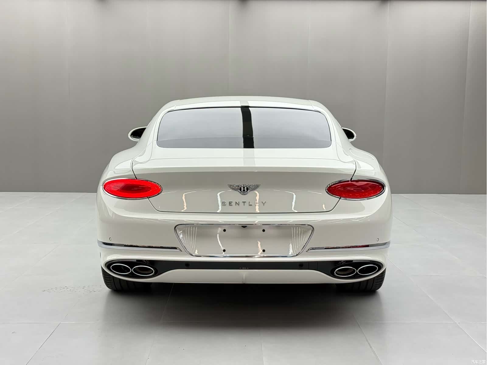 Bentley Continental GT, 2024 все фото
