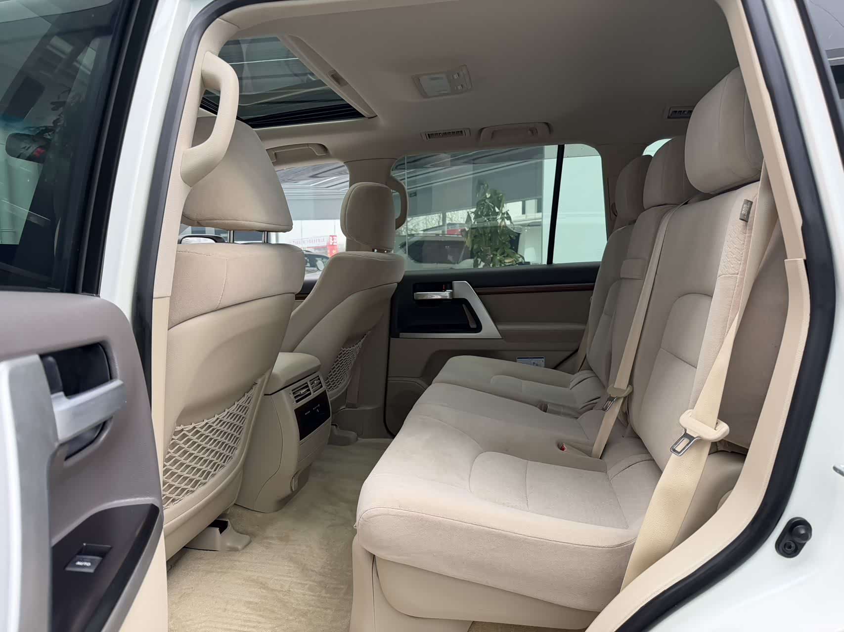 Toyota Land Cruiser, 2019 7