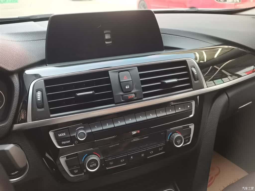 BMW 3 Series, 2018 13