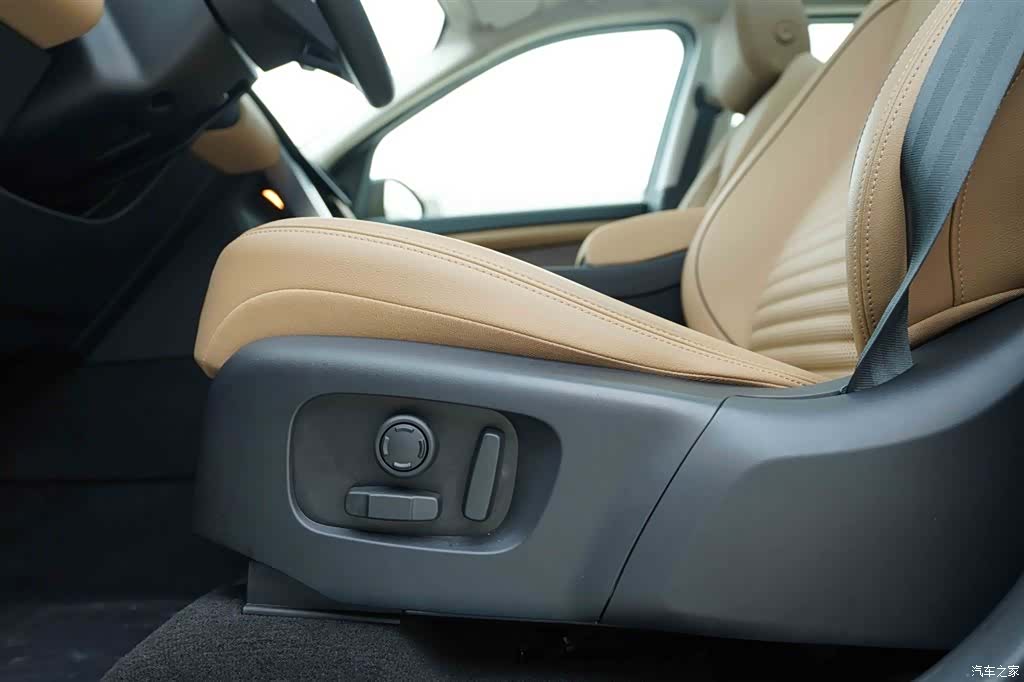 Land Rover Discovery, 2024 13
