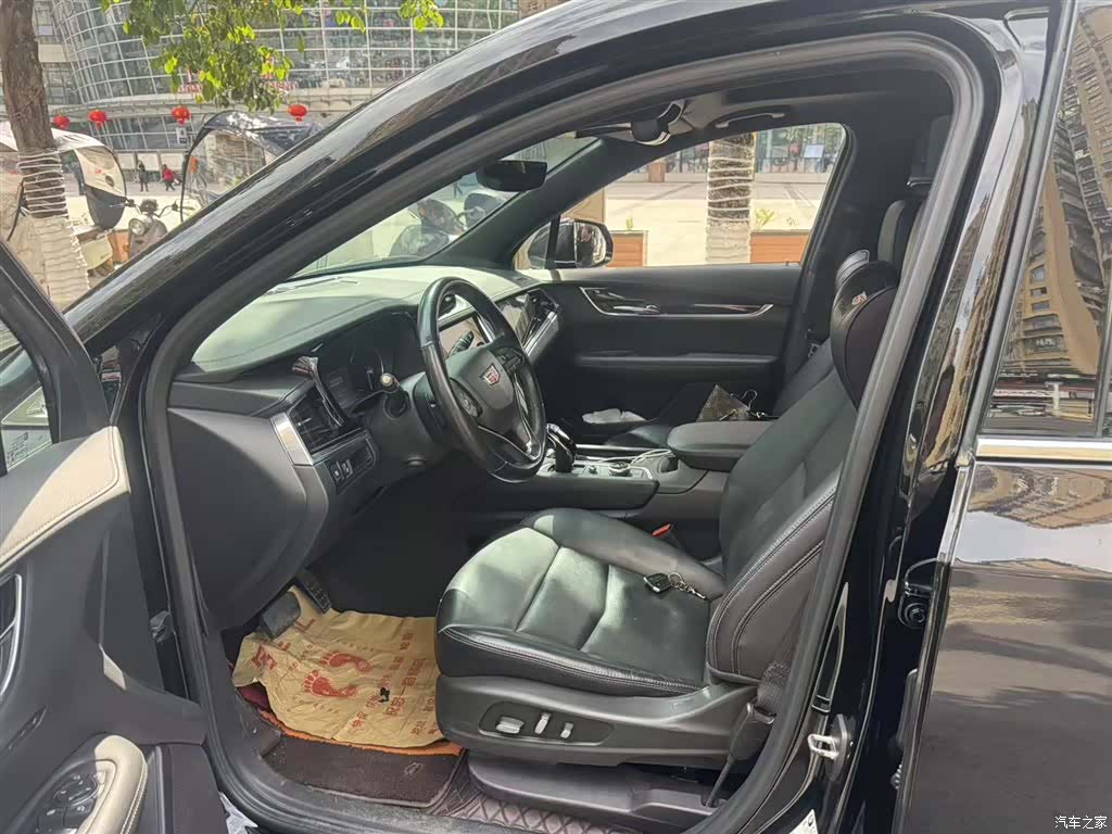Cadillac XT6, 2023 3