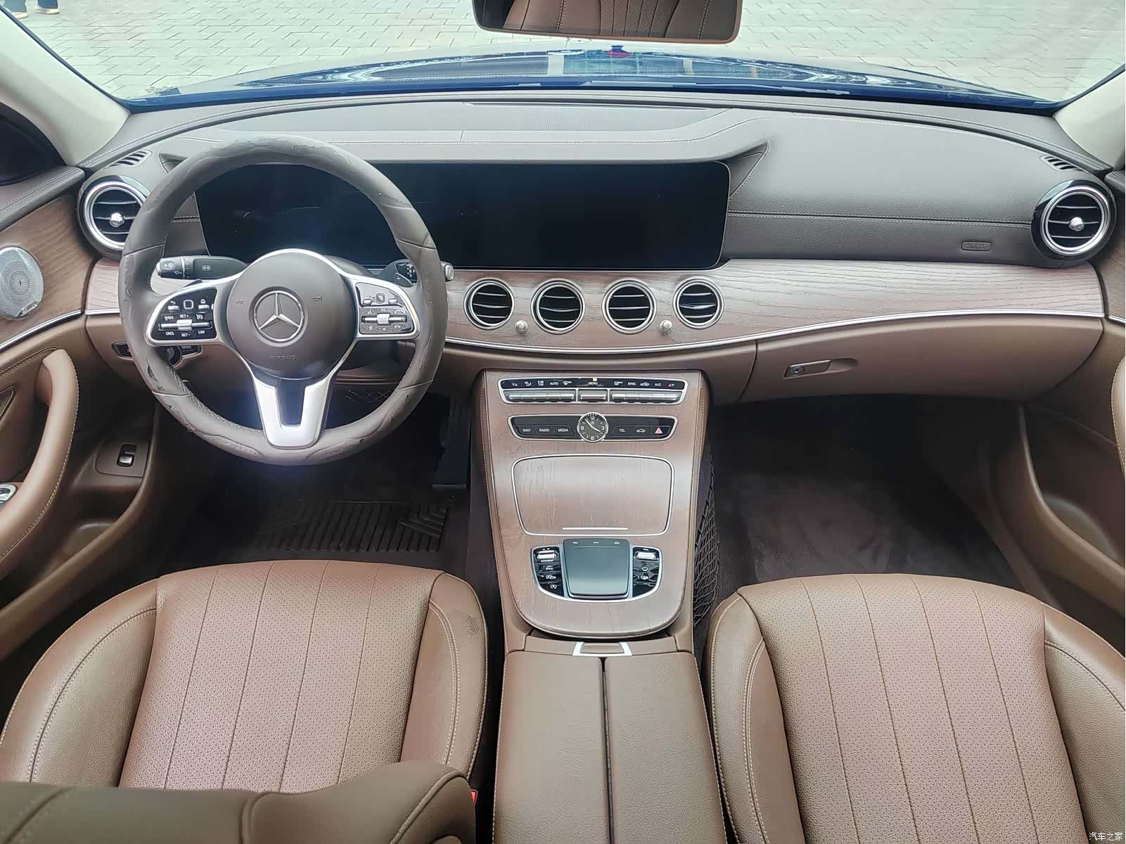 Mercedes-Benz E-Class, 2019 6