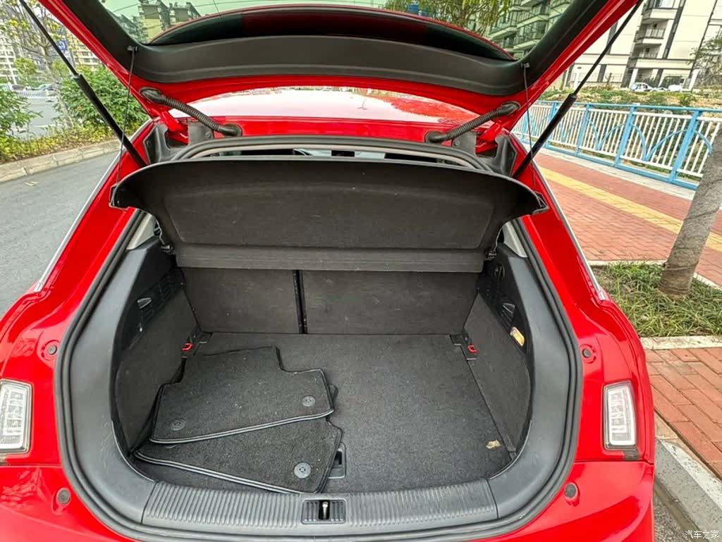 Audi A1, 2011 9