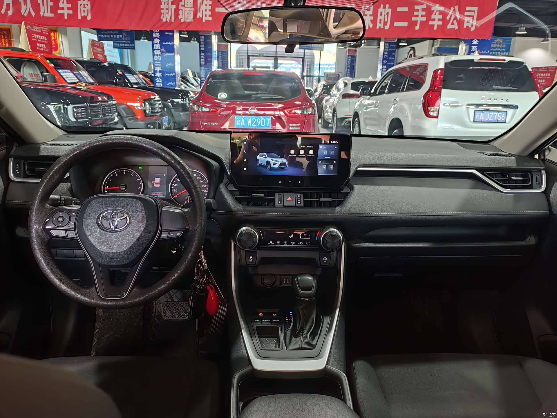 Toyota Wildlander, 2023 все фото