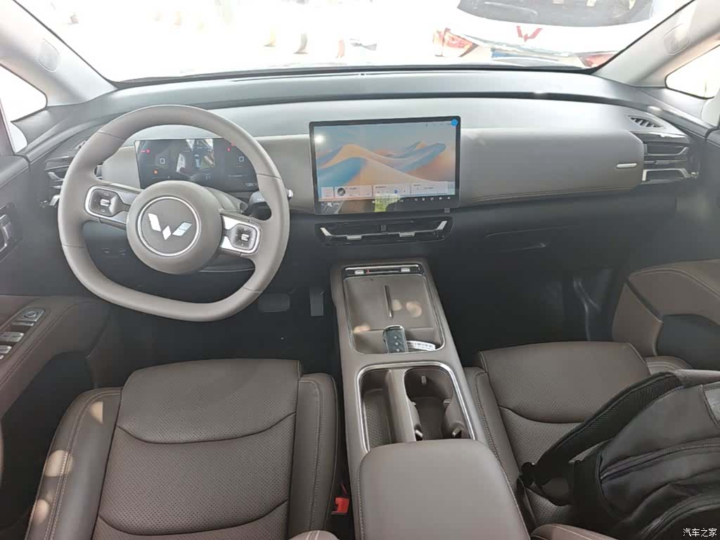 Wuling 730, 2025 16