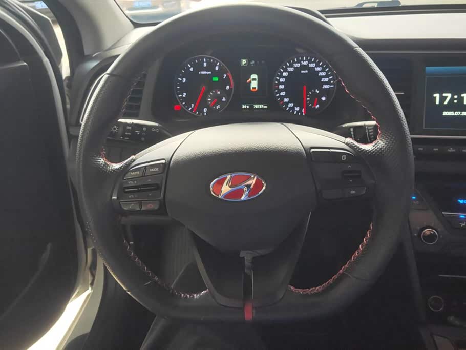 Hyundai Lead Hyundai Lead