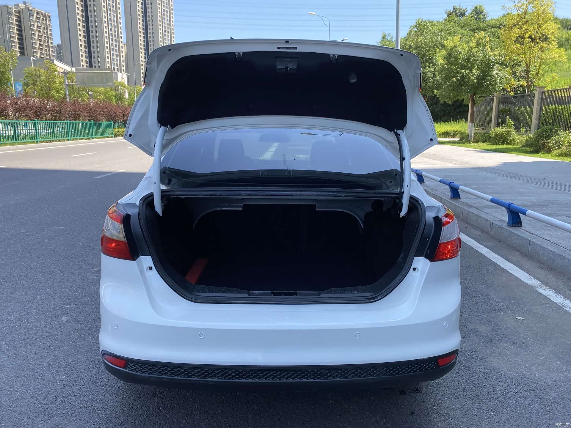 Ford Focus, 2013 13