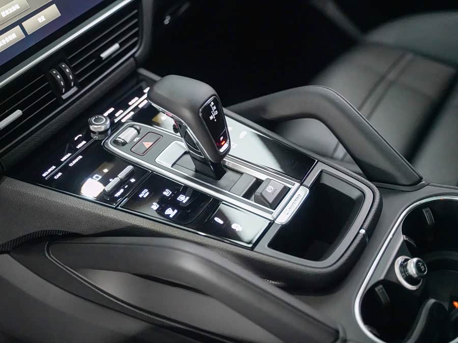 Porsche Cayenne 2022, фото 8