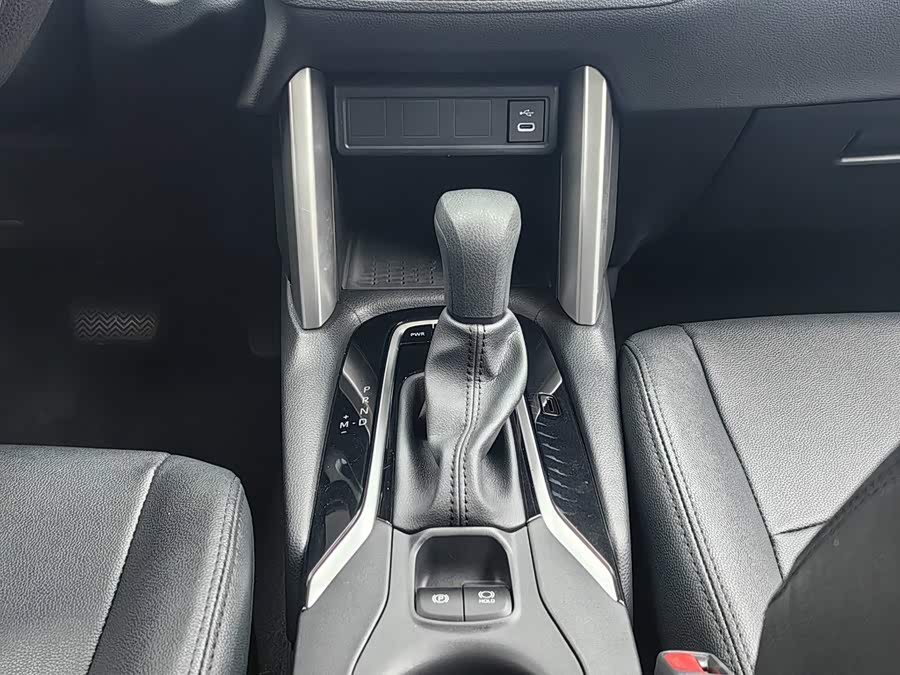 Toyota Corolla Cross 2025, фото 13