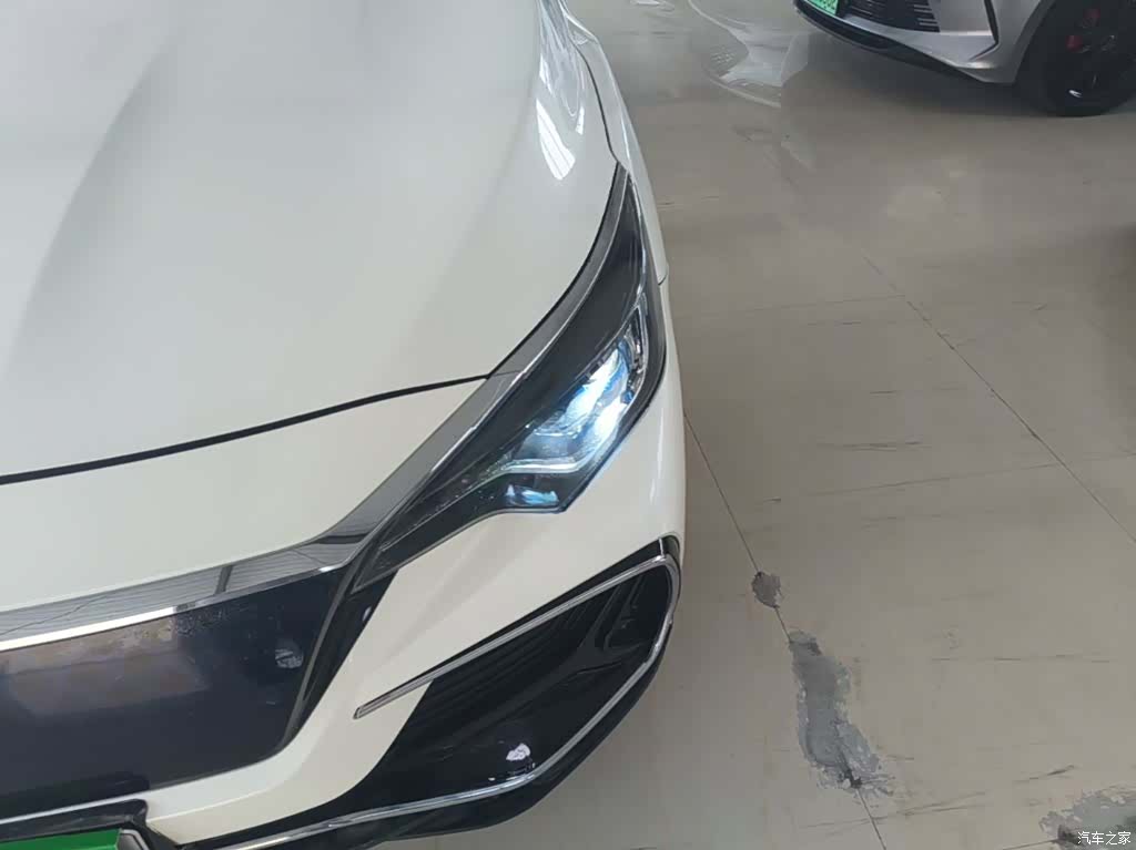 Nissan D60EV, 2022 24