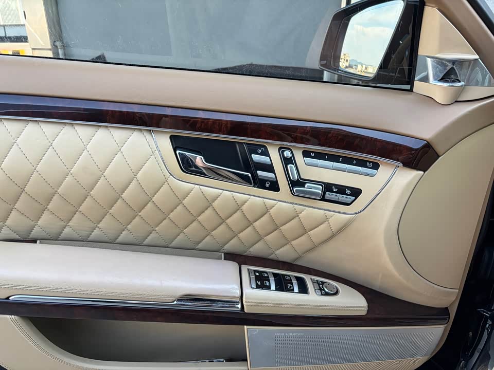 Mercedes-Benz S-class AMG Mercedes-Benz S-class AMG