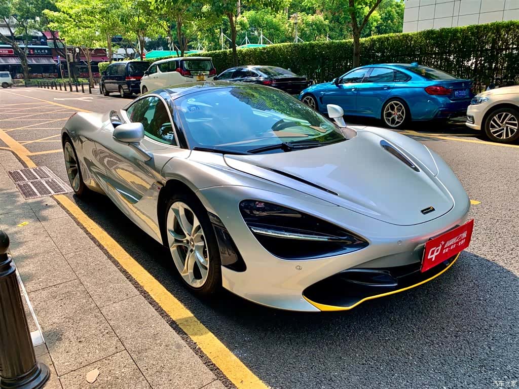 McLaren 720S, 2018 все фото