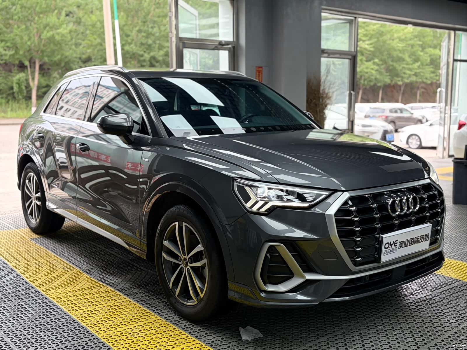 Audi Q3, 2022 3