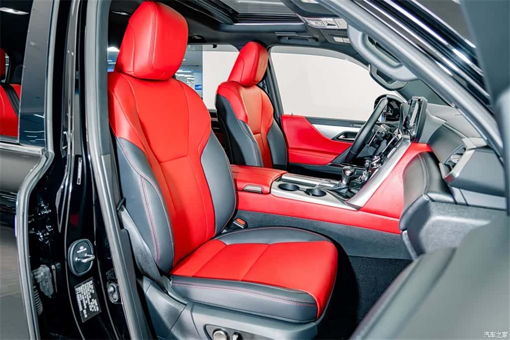 Lexus LX, 2025 22