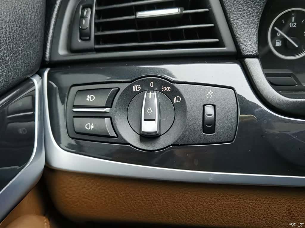 BMW 5 Series, 2014 21