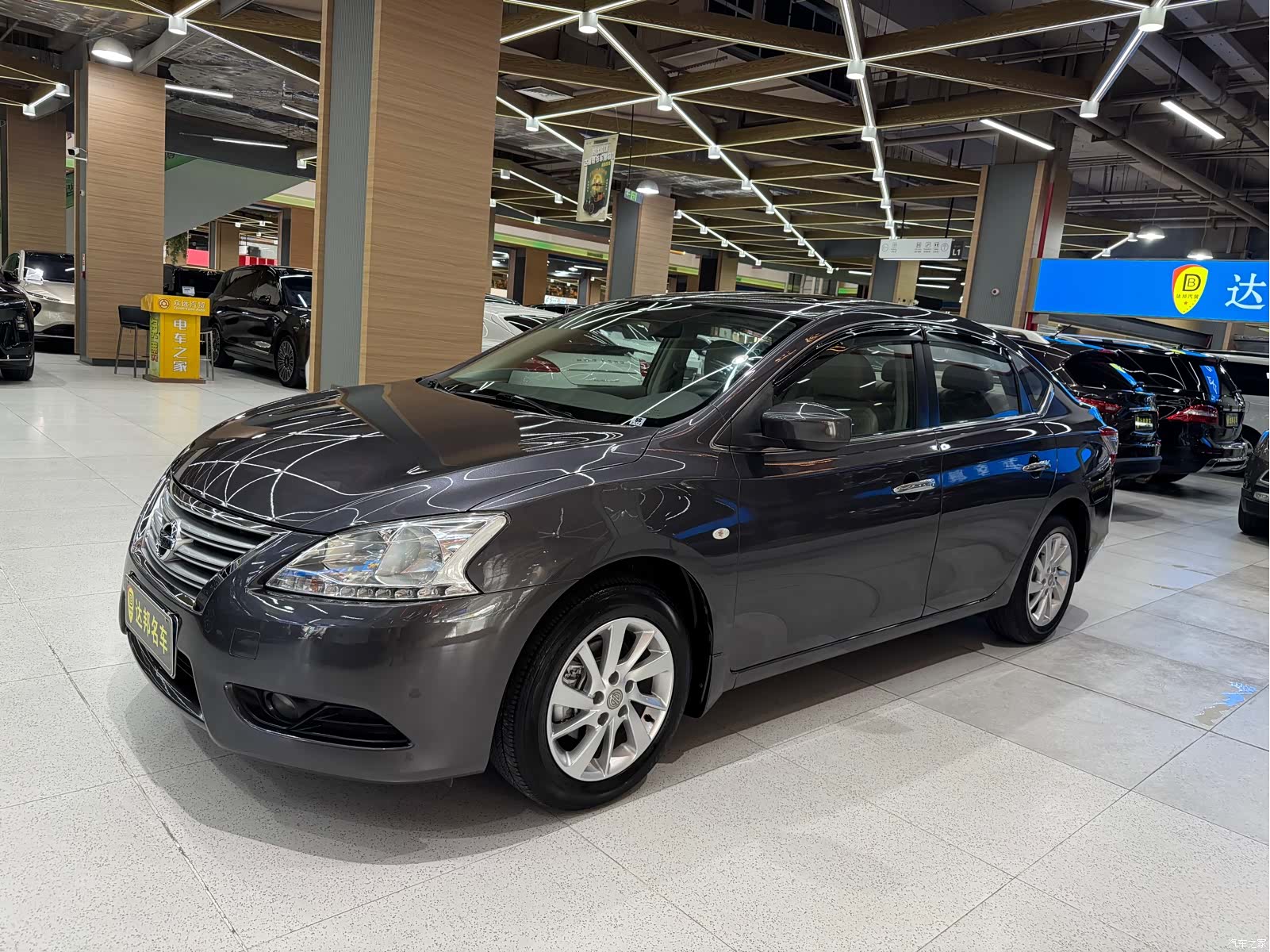 Nissan Sylphy, 2012 4