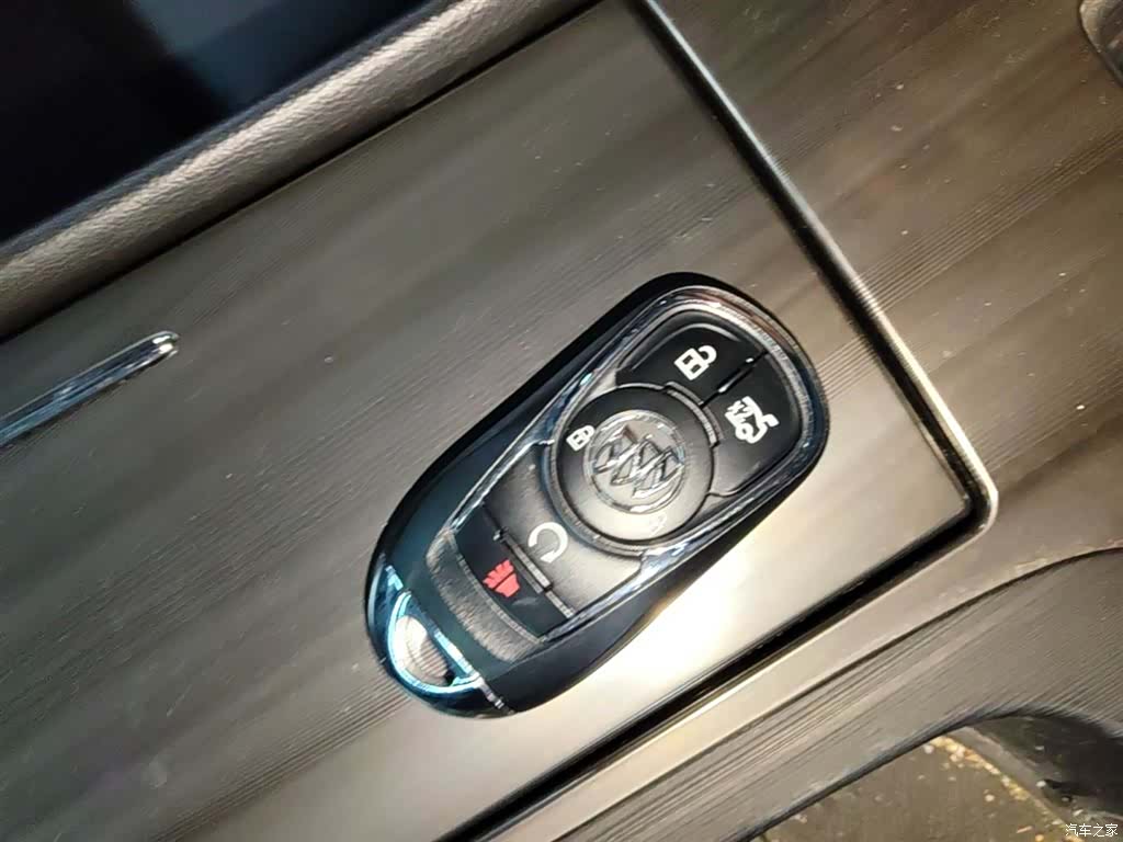 Buick LaCrosse, 2021 9