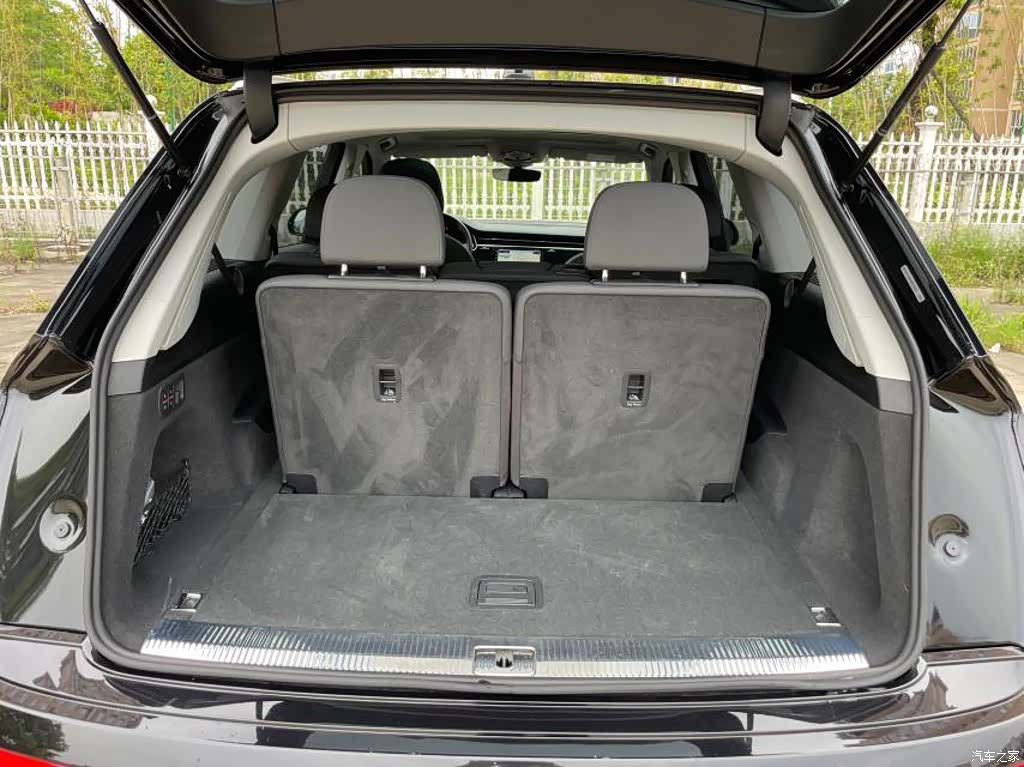 Audi Q7, 2021 14