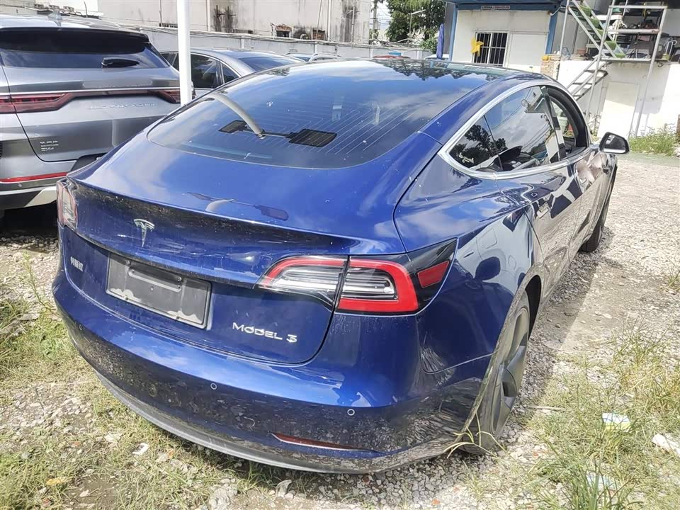Tesla Model 3 Tesla Model 3