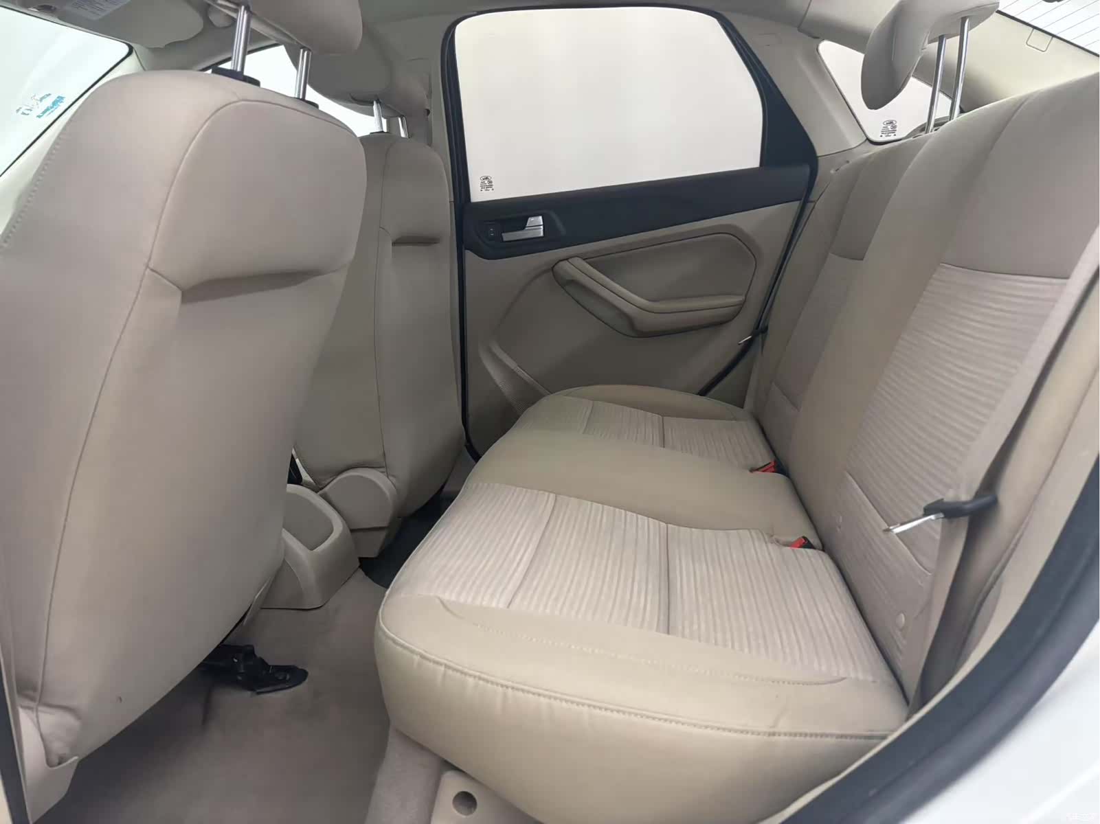 Ford Focus, 2014 11
