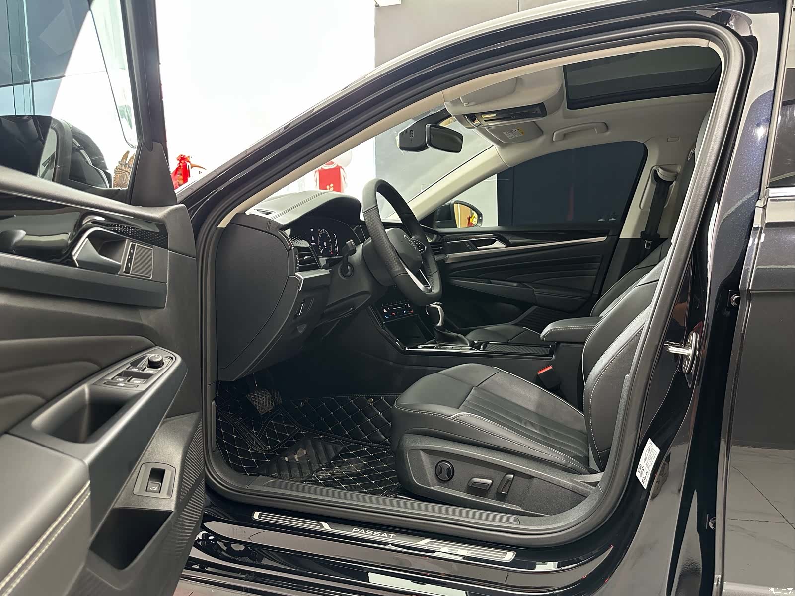 Volkswagen Passat, 2023 9