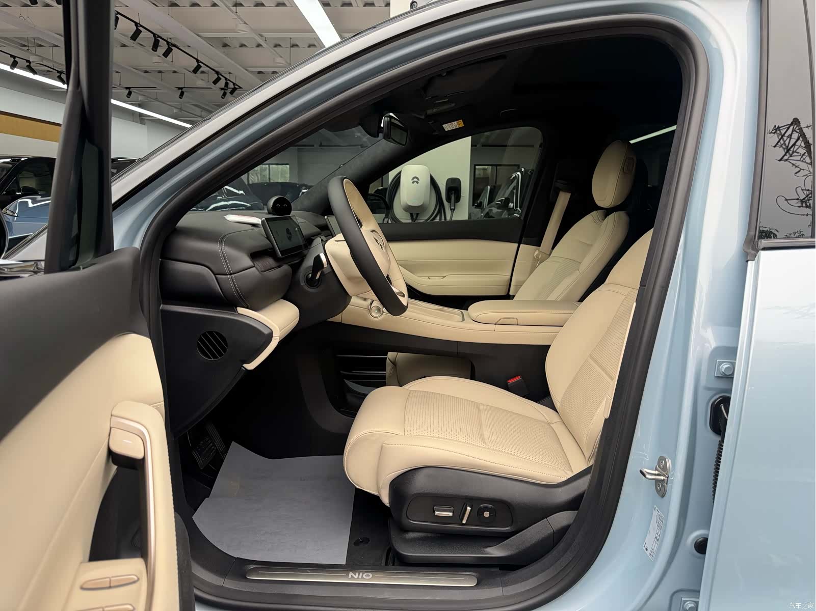 NIO ES6, 2023 12