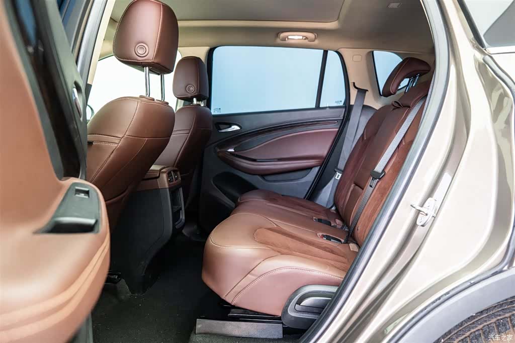 Buick Envision Plus, 2017 16