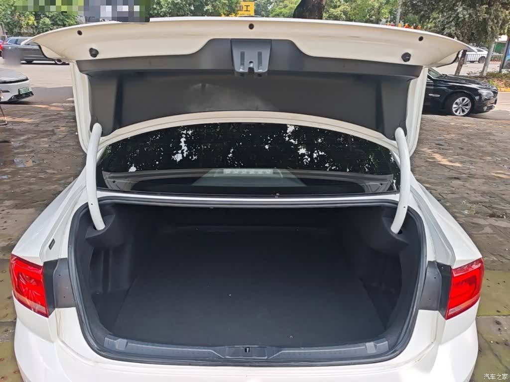 Volkswagen Lamando, 2017 19