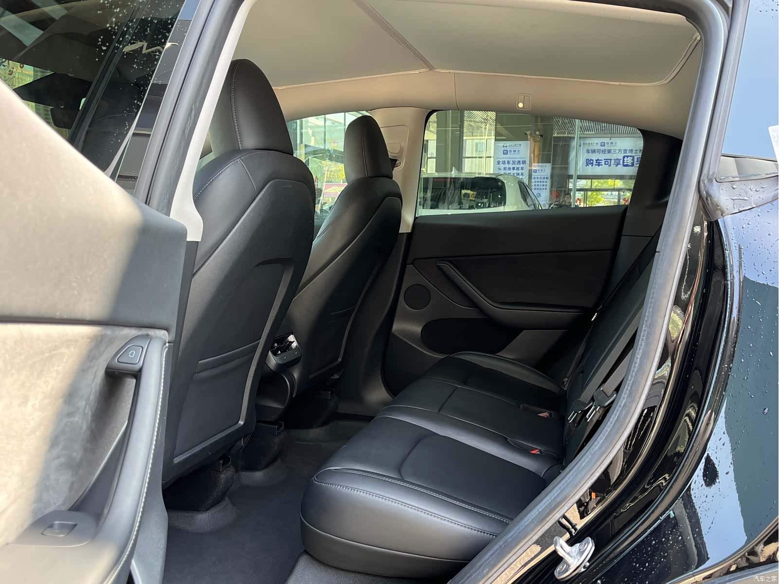 Tesla Model Y, 2022 6