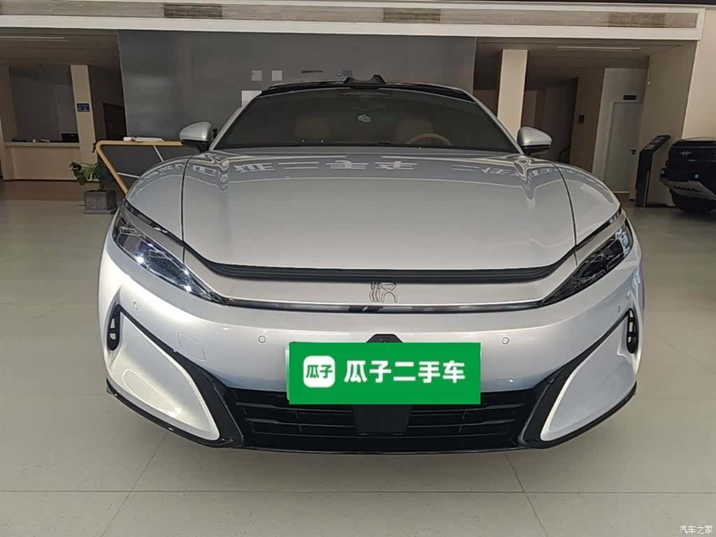 BYD Han, 2025 3