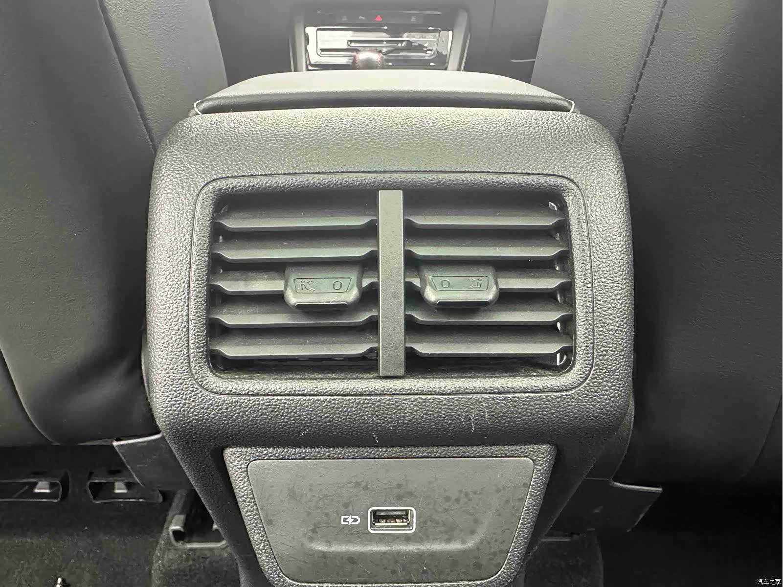 Volkswagen Panda, 2023 13