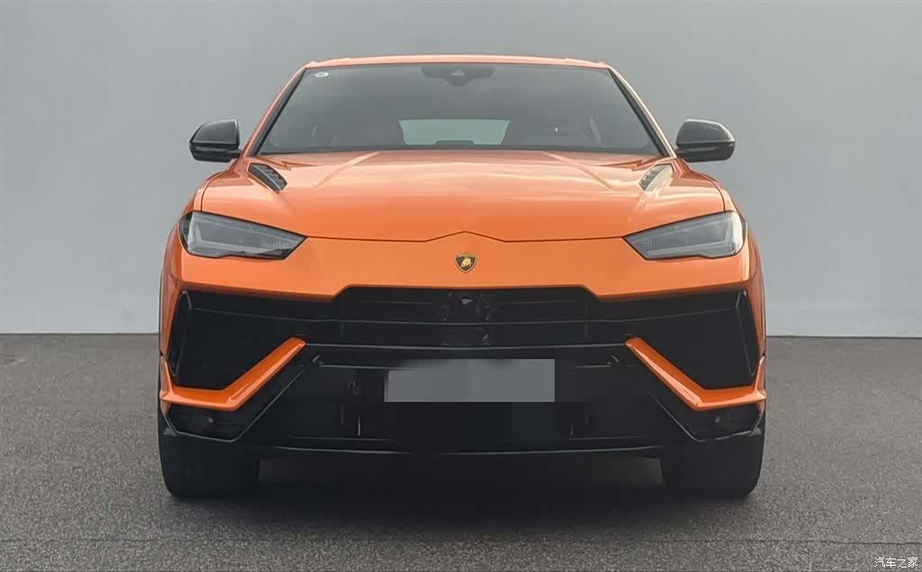 Lamborghini Urus, 2025 2