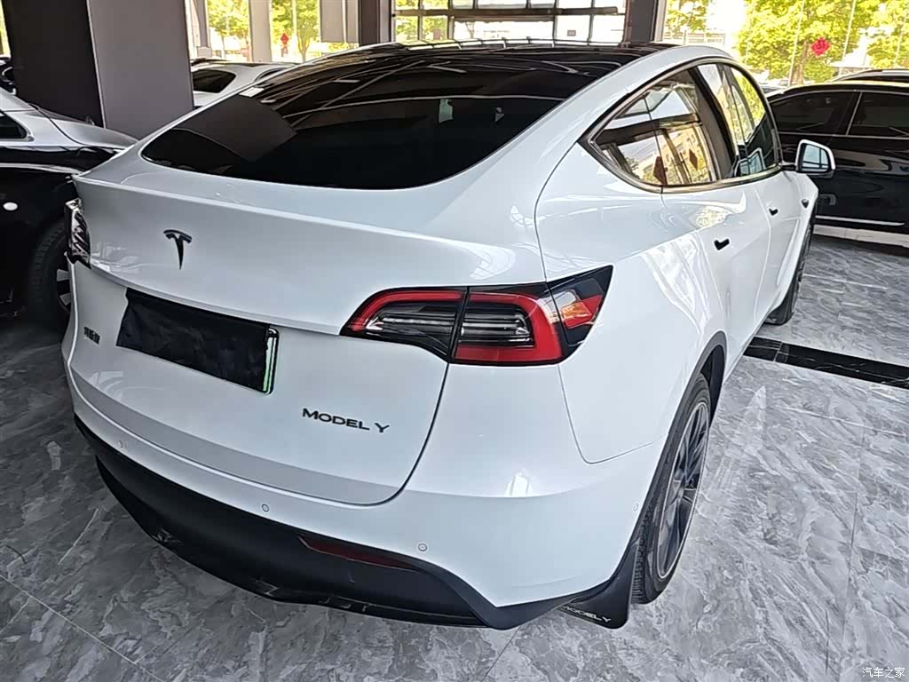 Tesla Model Y, 2021 7