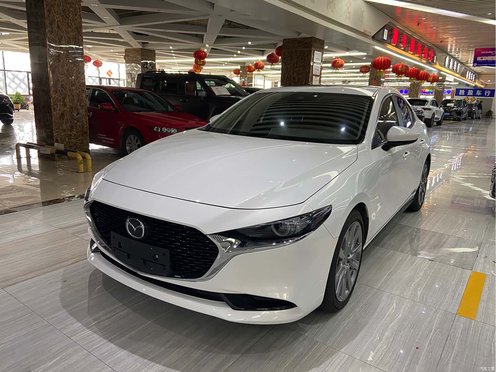 Mazda Mazda3, 2023 1