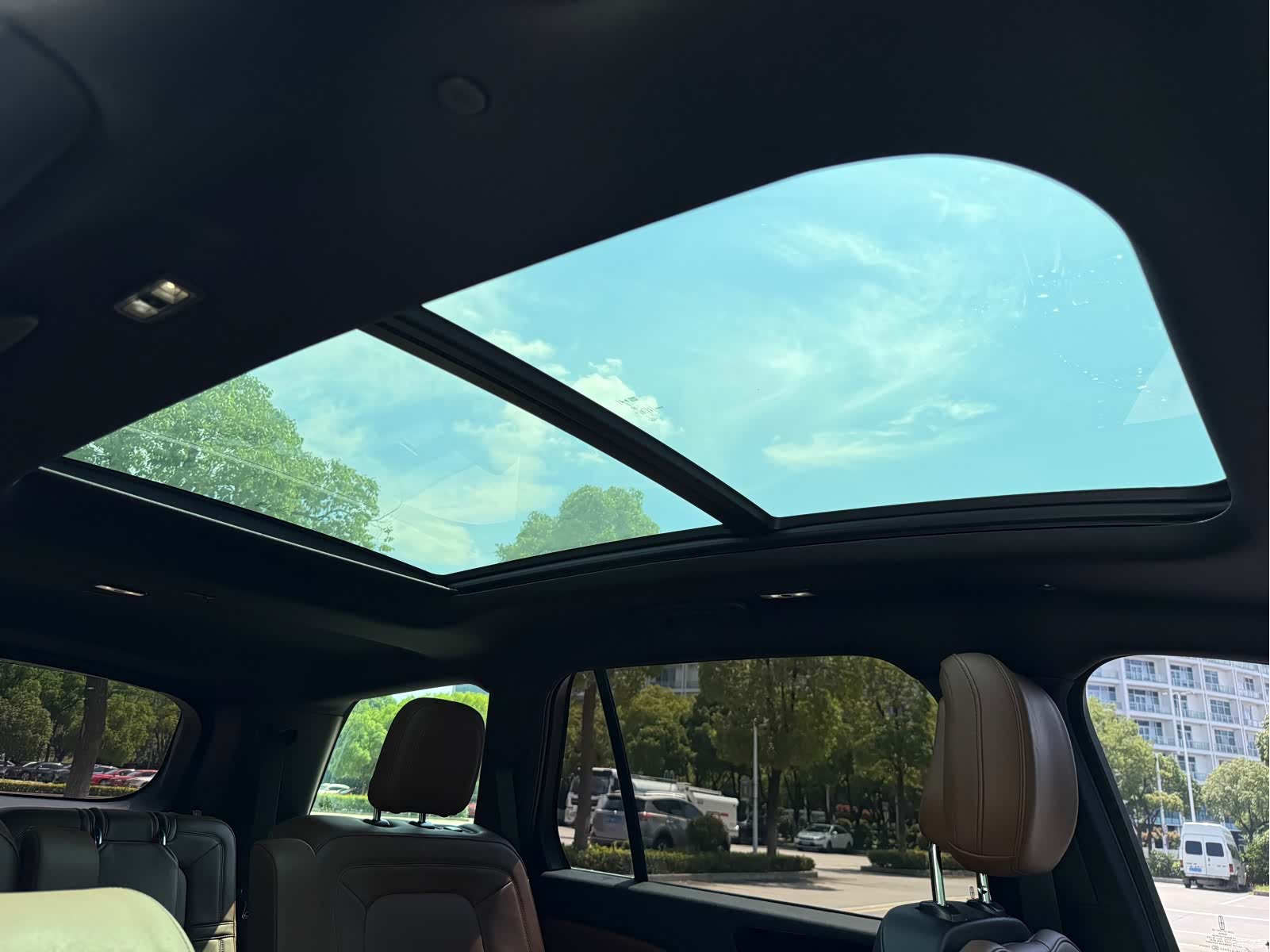 Lincoln Aviator, 2021 11