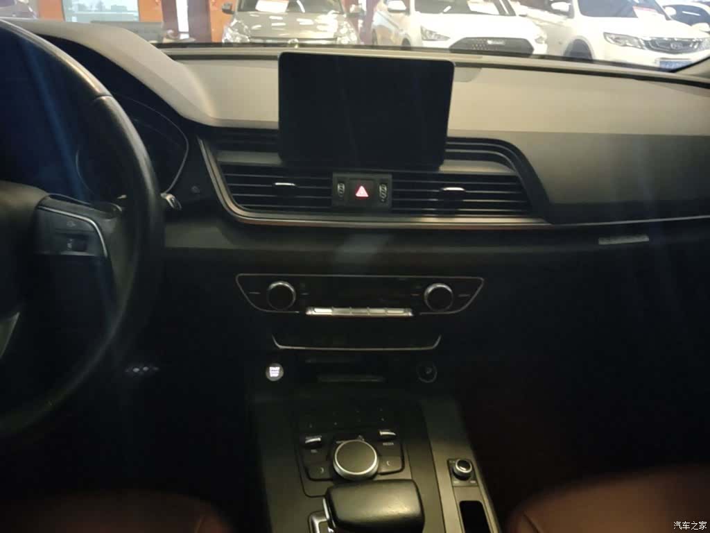 Audi Q5L, 2019 13