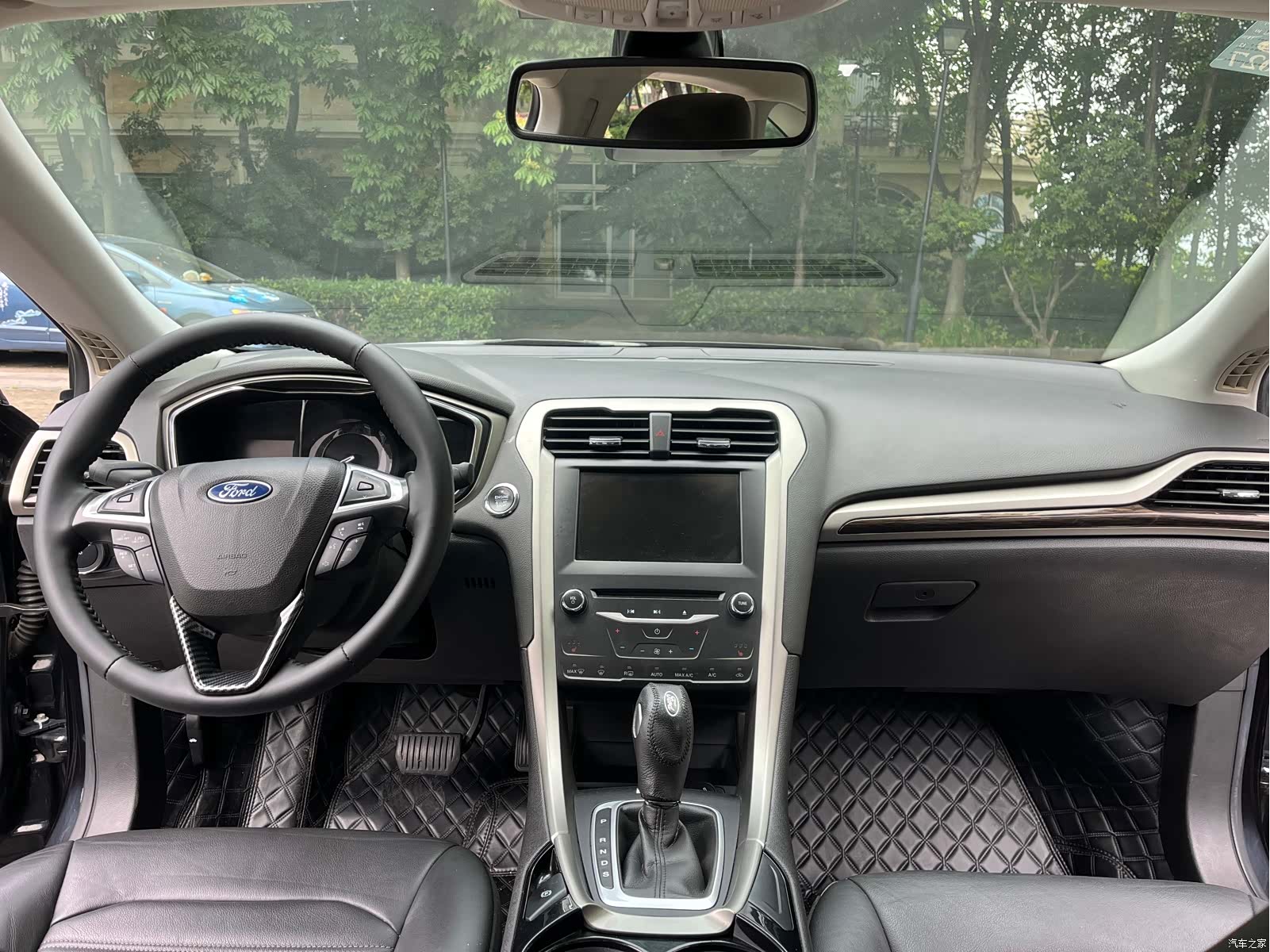 Ford Mondeo, 2015 13