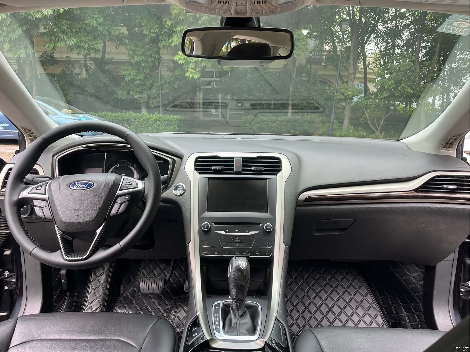 Ford Mondeo, 2015 14