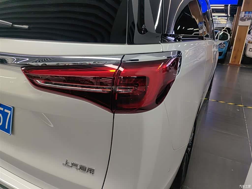 Buick GL8, 2021 8