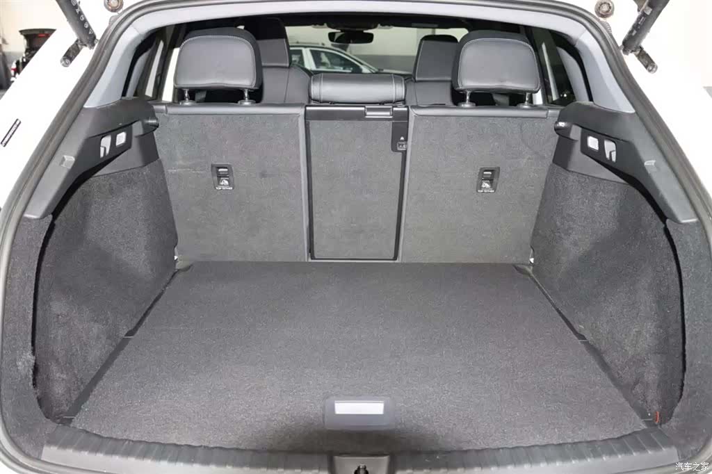 Audi Q4 e-tron, 2024 18