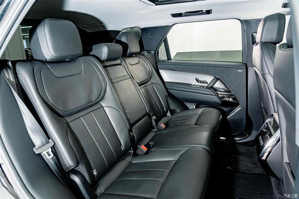 Land Rover Range Rover, 2024 23